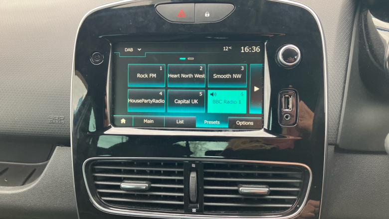 Renault Clio 0.9 TCE 90 Iconic 5dr Petrol Hatchback